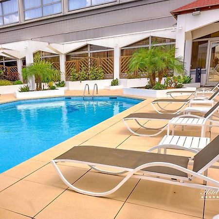 Hotel Tiama Abidjan Exteriör bild