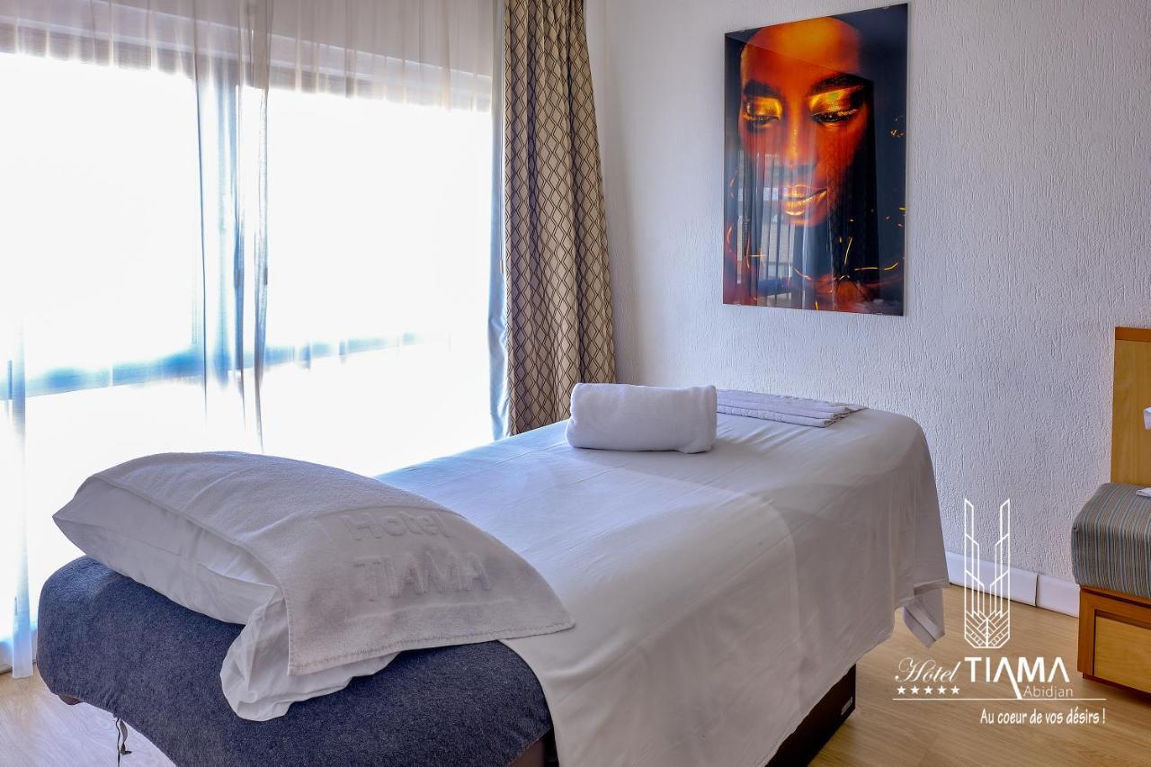 Hotel Tiama Abidjan Exteriör bild